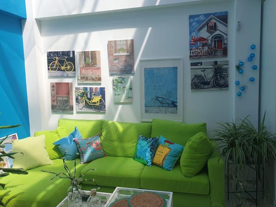 Atico Triana Con Terraza Appartement Sevilla