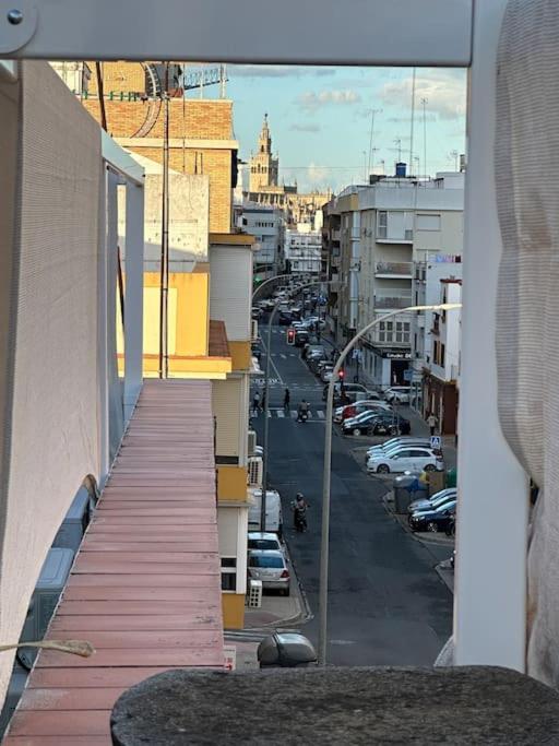 Atico Triana Con Terraza Appartement
